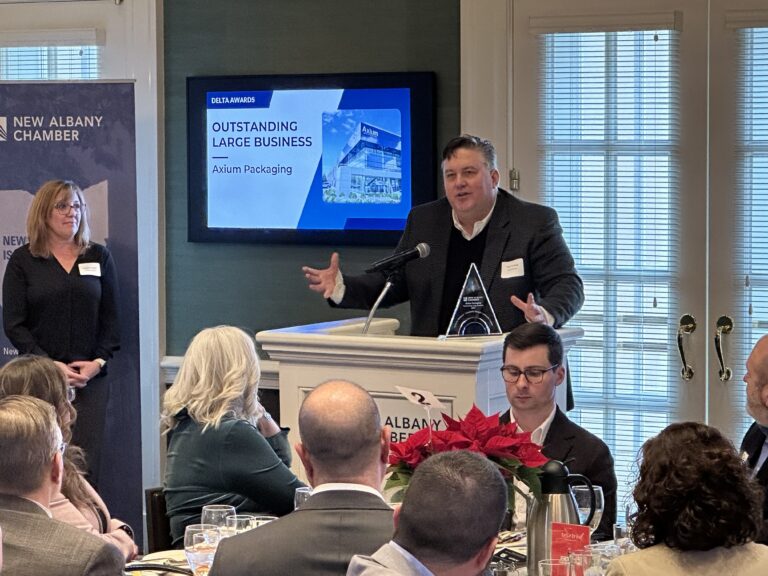 Axium Packaging Wins New Albany Chamber Award for Outstanding Large Business